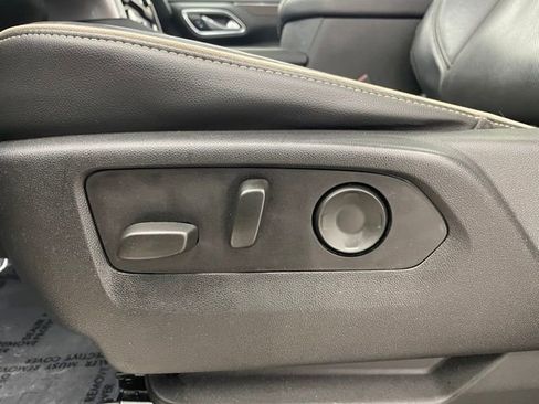 Used 2021 Chevrolet Tahoe Premier w/ Premium Package image 13