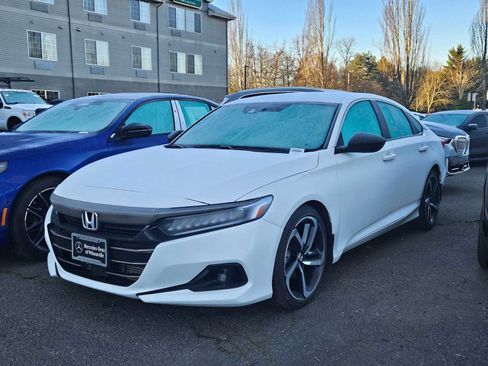 Used 2022 Honda Accord Sport image 10