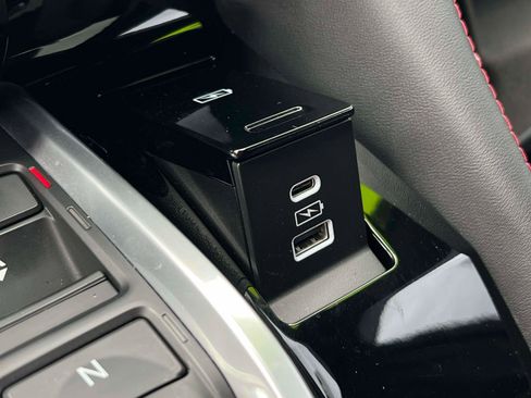 Used 2023 Acura MDX A-Spec image 11