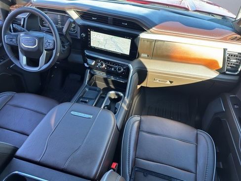 Certified 2024 GMC Sierra 2500 Denali w/ Denali Reserve Package image 27