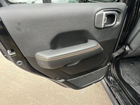 Used 2025 Jeep Wrangler Backcountry image 22