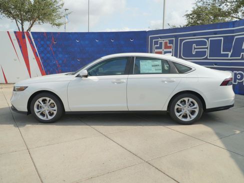 New 2026 Honda Accord LX image 10