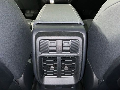 New 2026 Ford Bronco Badlands AWD/4WD image 17