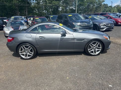 Used 2016 Mercedes-Benz SLK 300 image 8