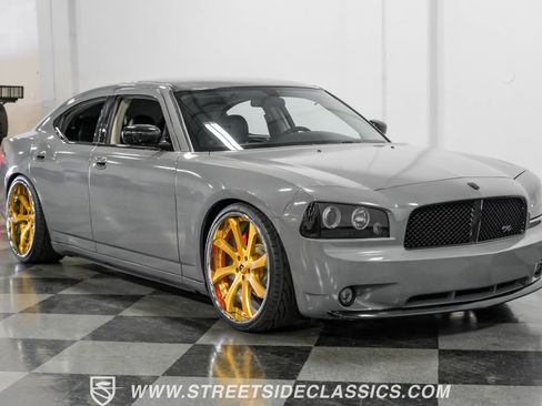 Used 2006 Dodge Charger R/T w/ Road/Track Performance Group image 16