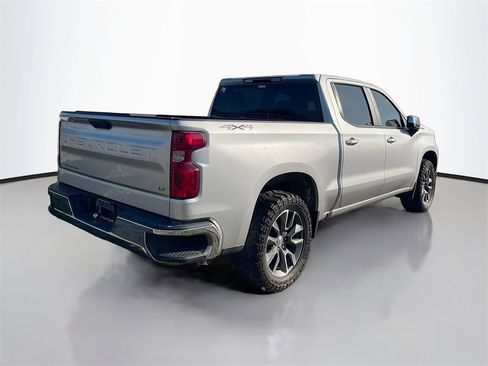 Used 2020 Chevrolet Silverado 1500 LT image 5