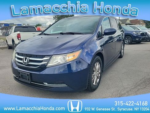 Used 2016 Honda Odyssey SE image 1