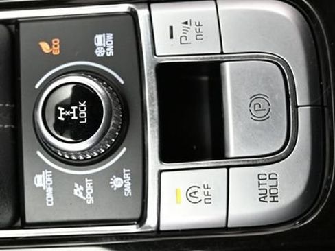 Used 2021 Kia Telluride S AWD/4WD image 48