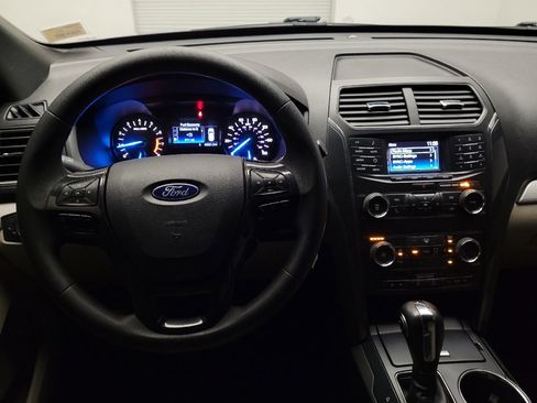 Used 2018 Ford Explorer FWD image 22
