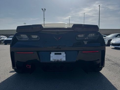 Used 2017 Chevrolet Corvette Z06 w/ Z07 Performance Package RWD image 12
