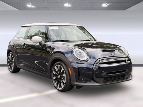 Used 2024 MINI Cooper SE image 7