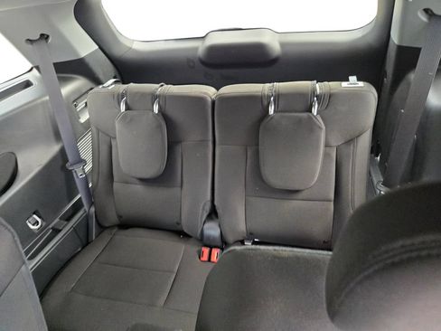 Used 2023 Ford Explorer XLT AWD/4WD image 19