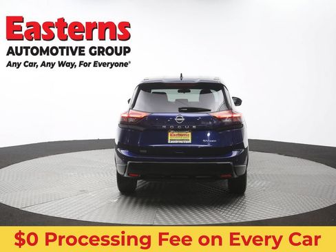 Used 2024 Nissan Rogue SV AWD/4WD image 37