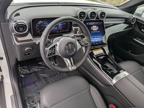 Certified 2026 Mercedes-Benz GLC 300 4MATIC image 10