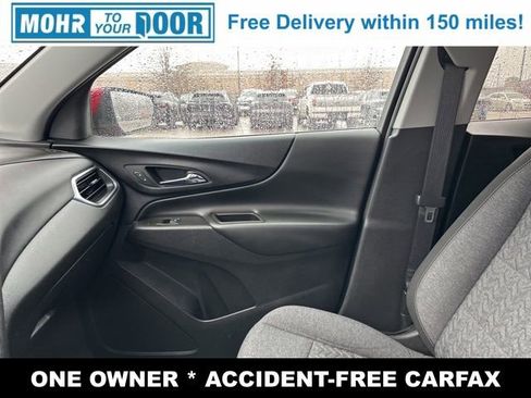 Used 2023 Chevrolet Equinox LT image 23