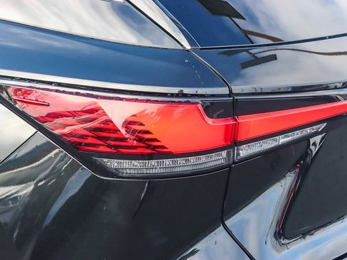 Certified 2023 Lexus RX 350 AWD image 8