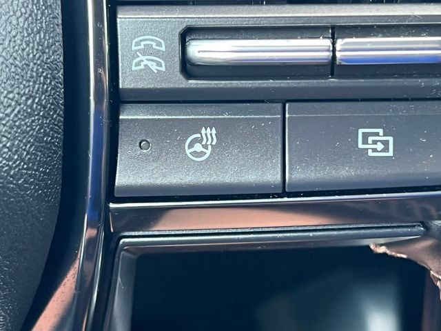 Used 2026 GMC Terrain AT4 w/ Convenience Package III AWD/4WD image 21