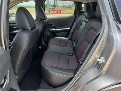New 2026 Nissan Kicks SR w/ Cold Weather Package FWD image 25
