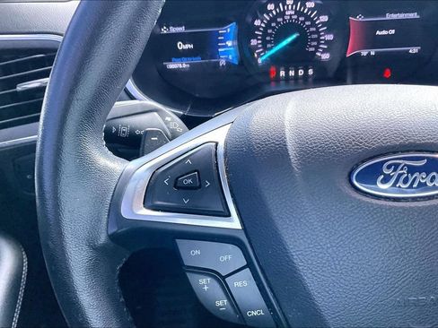 Used 2019 Ford Edge Titanium AWD/4WD image 11