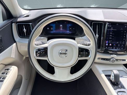 Certified 2023 Volvo XC60 B5 Plus w/ Climate Package image 25