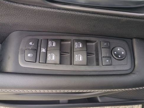 New 2026 Chrysler Pacifica Select image 24