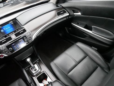 Used 2014 Honda Crosstour EX-L image 11