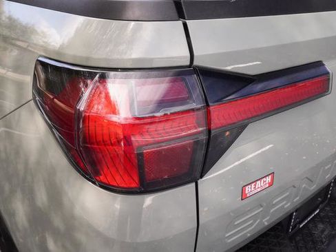 Used 2023 Hyundai Santa Cruz SE image 37