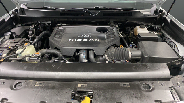 Used 2025 Nissan Armada Platinum Reserve AWD/4WD image 28