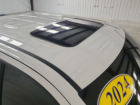 Used 2024 Chevrolet Silverado 1500 LTZ w/ LTZ Premium Package image 24