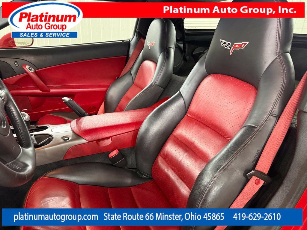 Used 2007 Chevrolet Corvette Coupe w/ Preferred Equipment Group RWD image 11