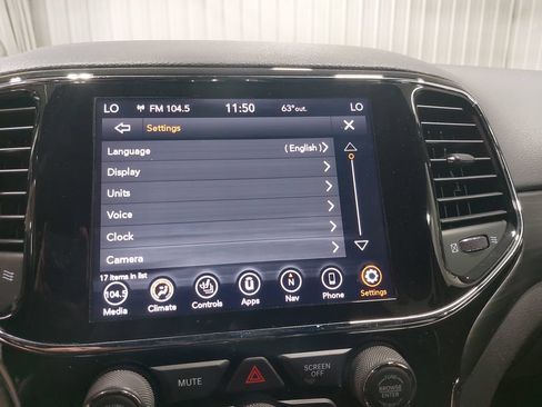 Used 2021 Jeep Grand Cherokee Laredo X AWD/4WD image 22