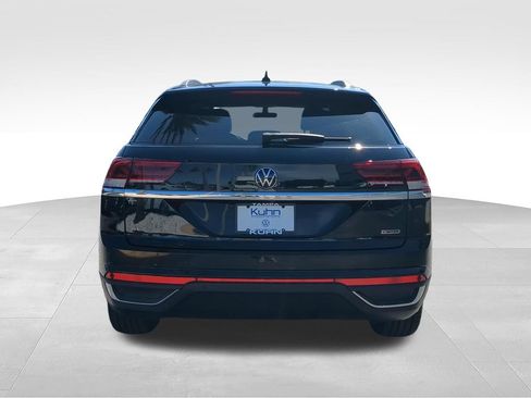 Certified 2022 Volkswagen Atlas Cross Sport SE AWD/4WD image 5