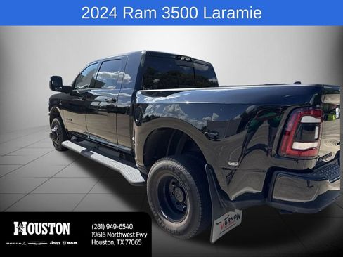 Used 2024 RAM 3500 Laramie w/ Night Edition AWD/4WD image 6