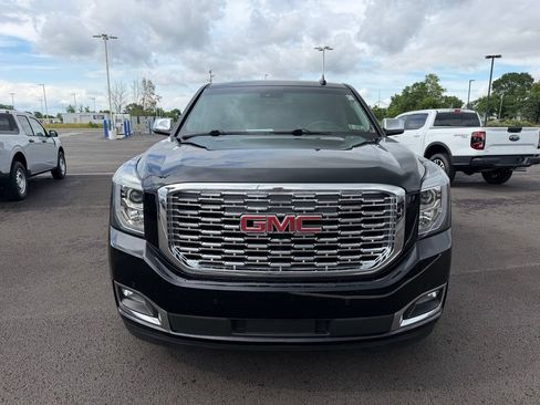 Used 2018 GMC Yukon XL Denali w/ Denali Ultimate Package AWD/4WD image 2