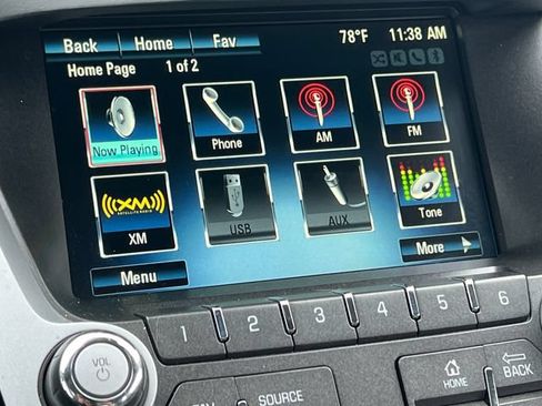 Used 2017 Chevrolet Equinox LS FWD image 22