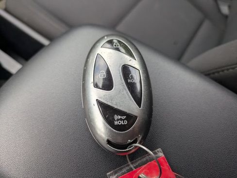 Used 2024 Hyundai Kona SEL AWD/4WD image 27