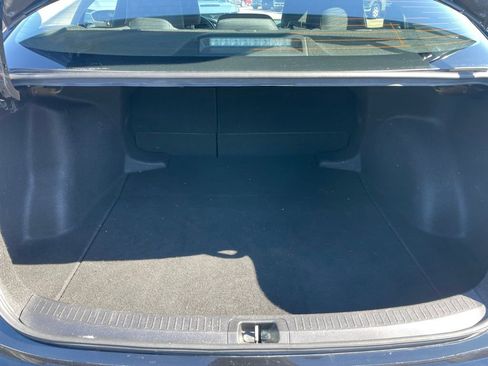 Used 2024 Toyota Corolla LE image 28