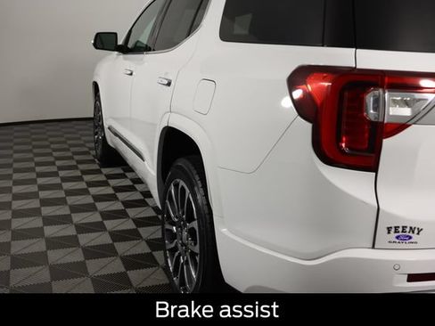 Used 2020 GMC Acadia Denali w/ GMC Pro Grade Package AWD/4WD image 24
