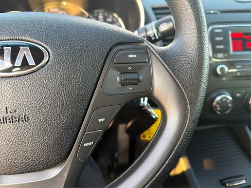 Used 2016 Kia Forte LX image 23