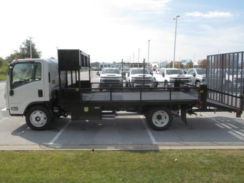 New 2024 Chevrolet Low Cab Forward image 6