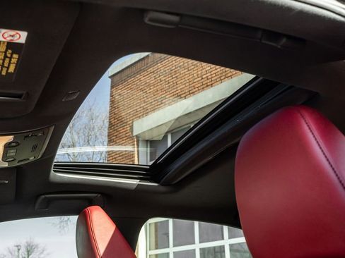 Used 2019 Lexus IS 300 F Sport w/ F Sport Package image 12