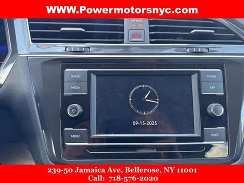 Used 2023 Volkswagen Tiguan S image 33
