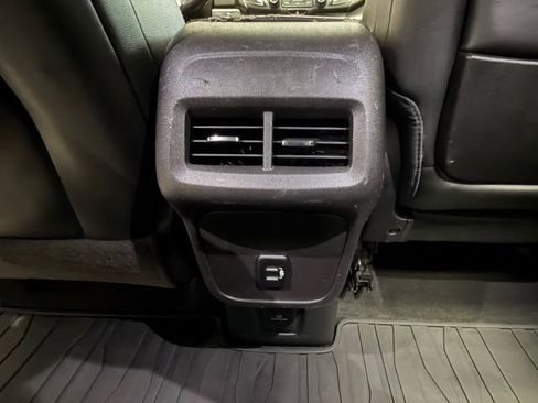 Used 2018 GMC Terrain SLT w/ Preferred Package image 37