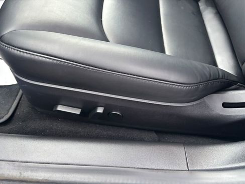 Used 2018 Tesla Model 3 Long Range image 21