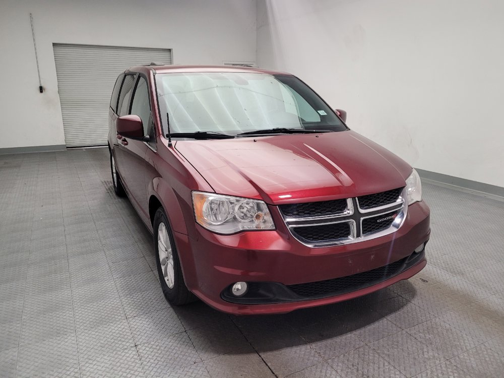 Used 2019 Dodge Grand Caravan SXT FWD image 14