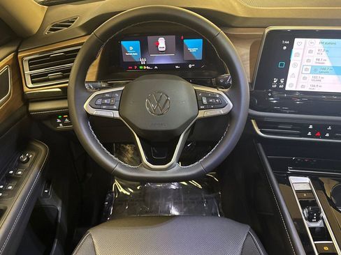 New 2026 Volkswagen Atlas SE image 13