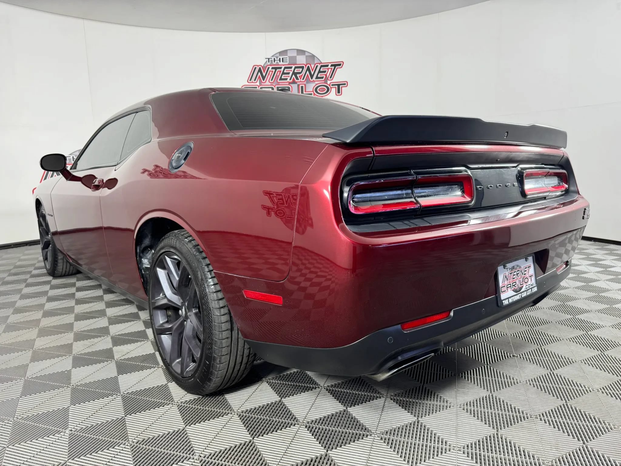 Used 2022 Dodge Challenger R/T w/ Blacktop Package RWD image 24