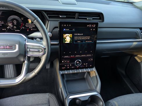 Used 2025 GMC Terrain Elevation w/ Black Edition AWD/4WD image 22
