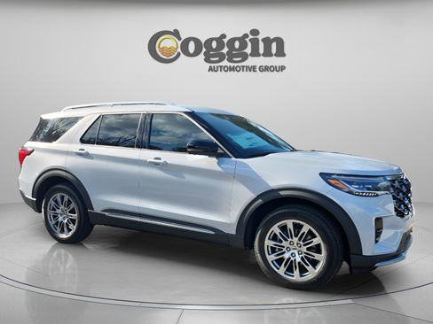 New 2026 Ford Explorer Platinum image 7