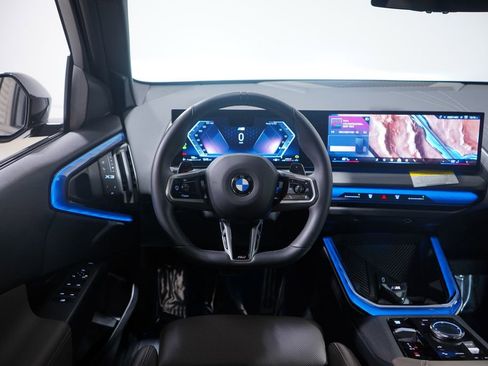 Used 2025 BMW X3 xDrive30i w/ M Sport Package image 11